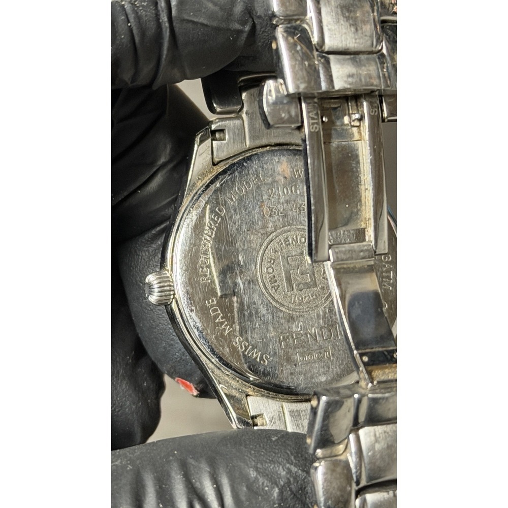 Fendi Swiss Made Stainless Steel Watch 38mm Date‎ Silver Dial - Picture 9 of 16